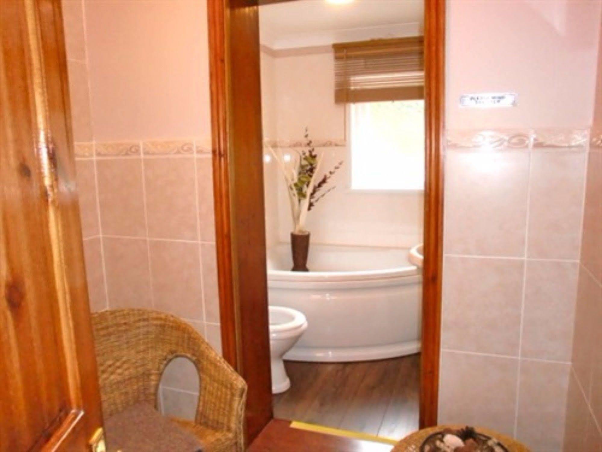 Eden'S Rest Bed And Breakfast Bugle Екстер'єр фото